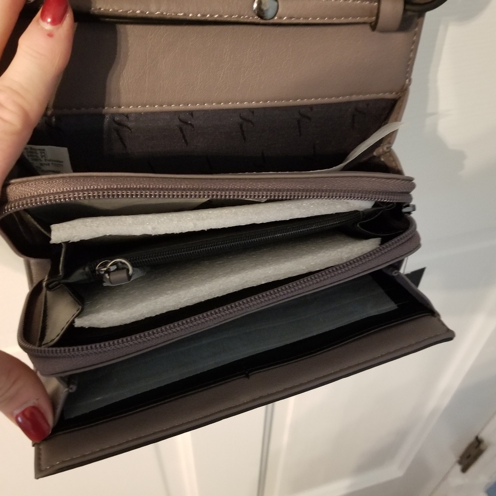 Purse - Picture 5 of 5